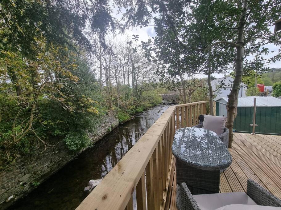 Luxurious Cottage With Hot Tub, Lake District Duddon Eksteriør bilde