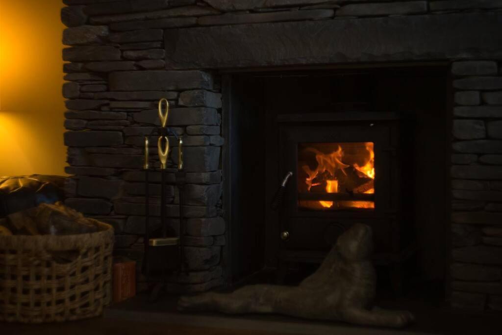 Luxurious Cottage With Hot Tub, Lake District Duddon Eksteriør bilde