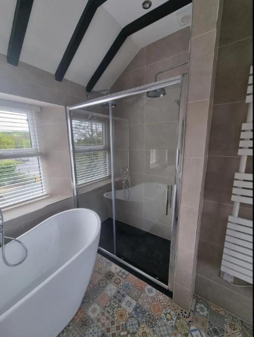 Luxurious Cottage With Hot Tub, Lake District Duddon Eksteriør bilde
